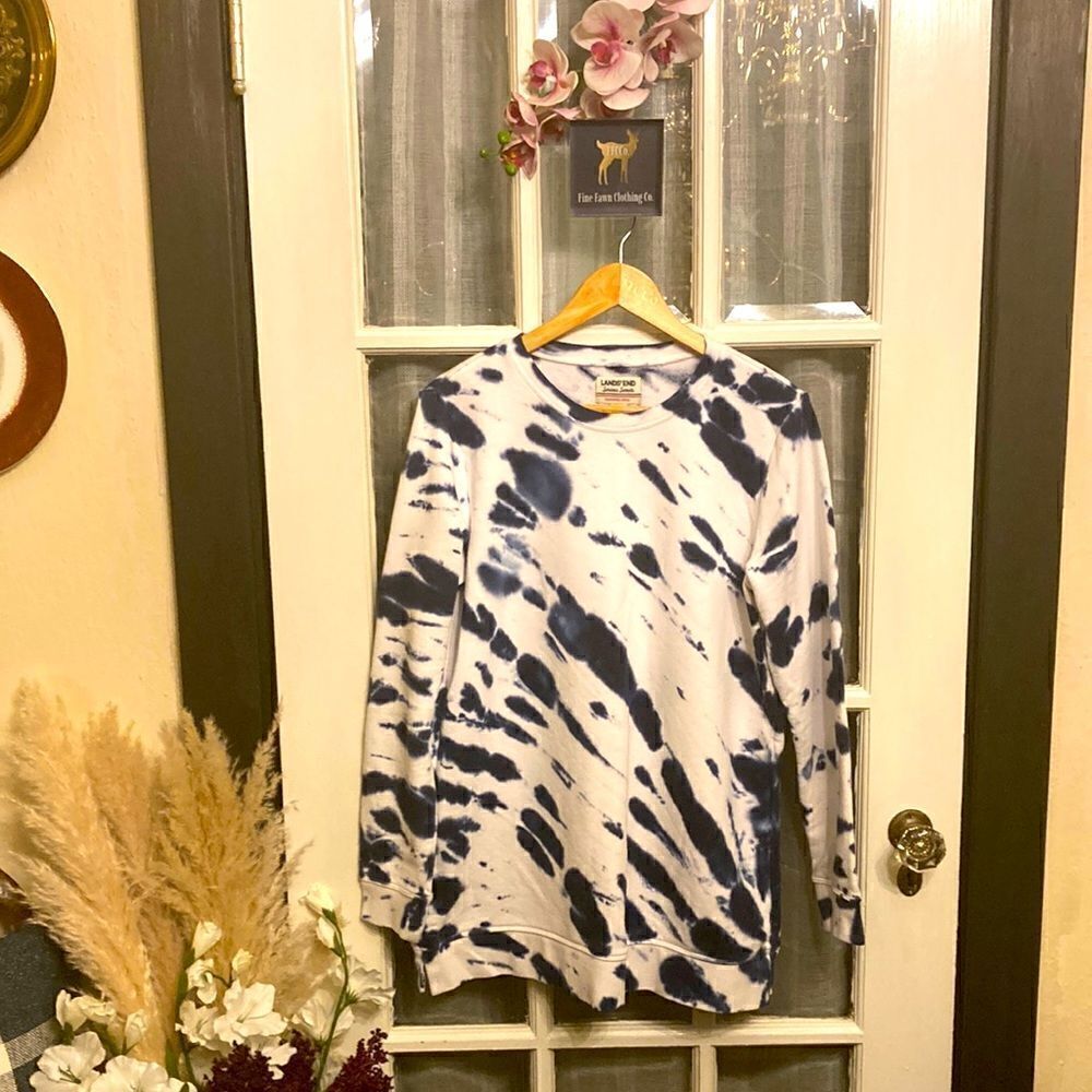 Lands End Tie-dye Blue and White Serious Sweats Sweater